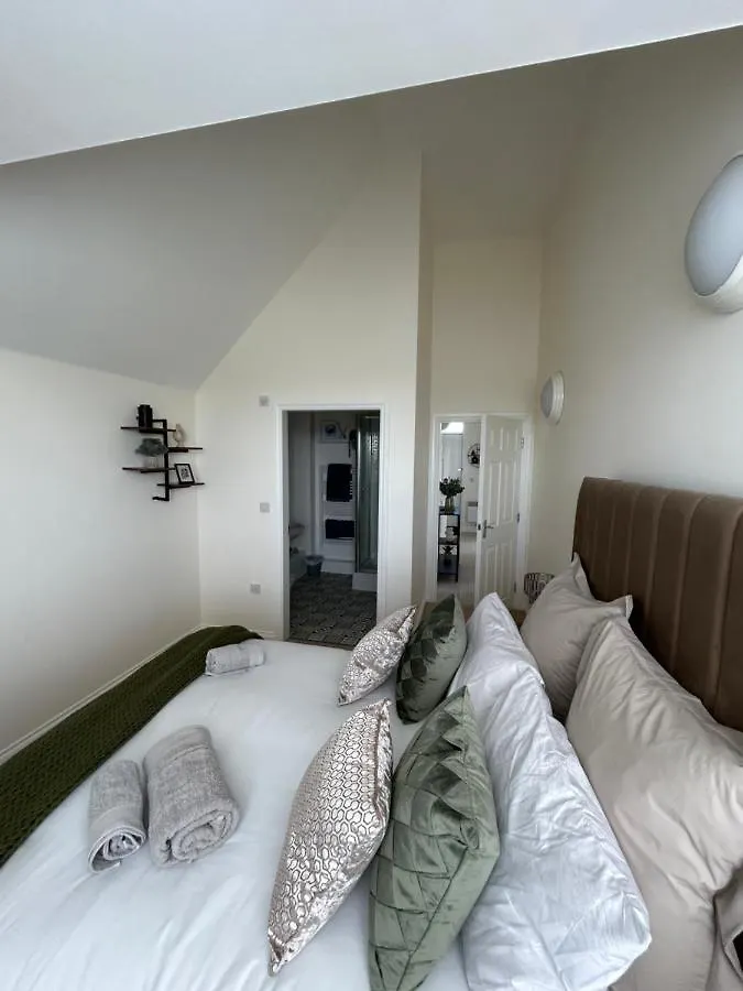 2 Bedroom Luxury Penthouse Apartment Thornaby on Tees