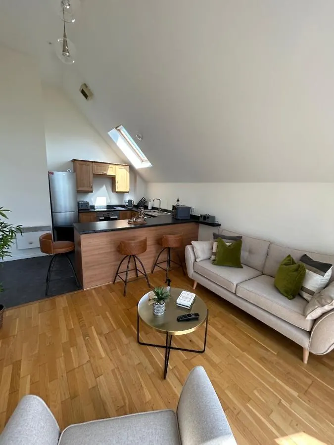 2 Bedroom Luxury Penthouse Apartment Thornaby on Tees 0*,